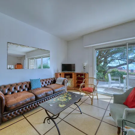 Maison Vue - Terrasse - - 7 Personnes Holiday home *
